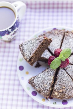 Fındık ile ev yapımı kek