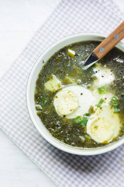 yumurta ile sebze çorbası