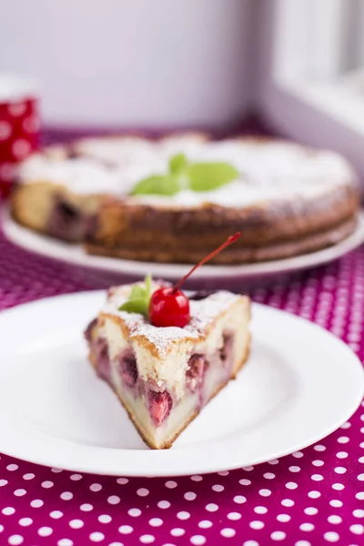 Torta Caseira Com Morangos — Fotografia de Stock