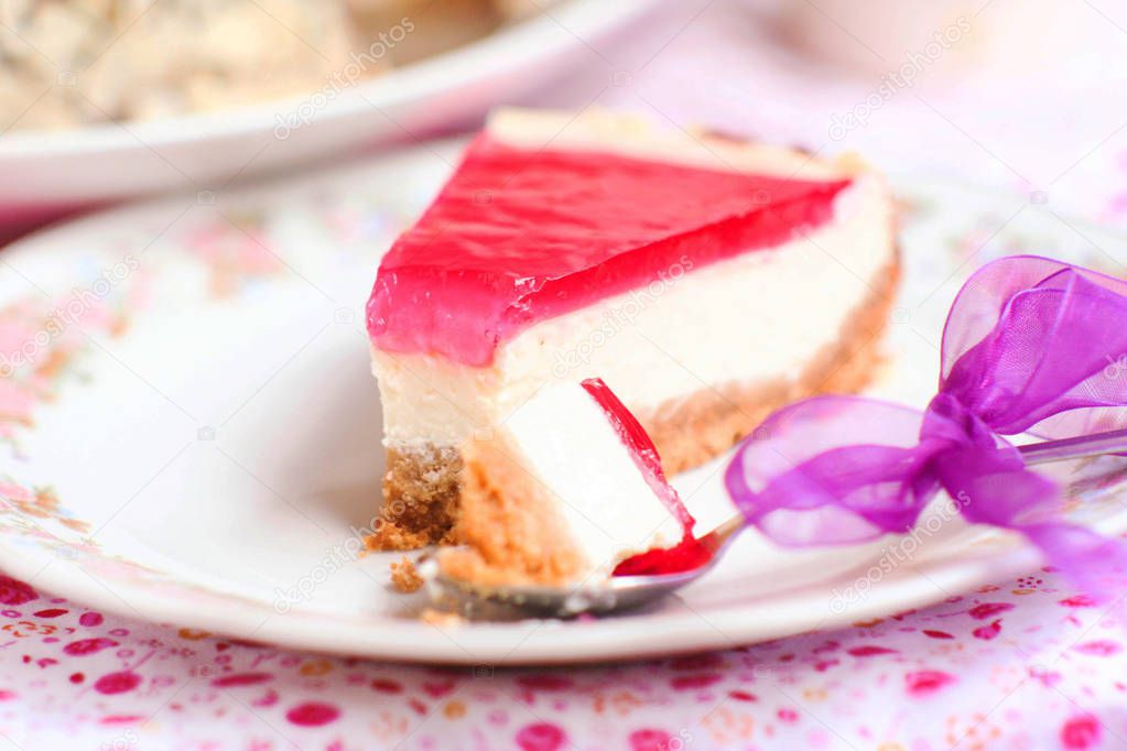 cheesecake with cherry jelly