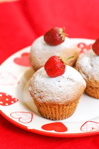 Cupcakes Strawberries Caramel — Stock Photo, Image