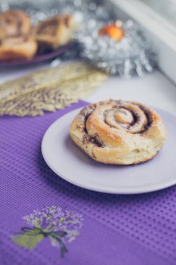 Ev yapımı tatlı taze börek Cinnabon