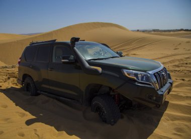 Dunes içinde mücadele / Merzouga tatlı - Fas / Nisan 2017