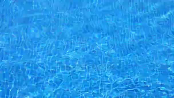 Zwembad water reflecties — Stockvideo