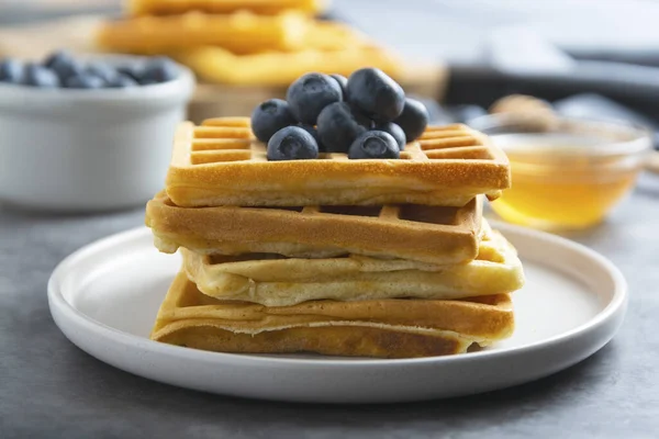 Stack Belgian Waffles Blueberry Honey Breakfast Delicious Homemade Pastry Dark — Stock Photo, Image