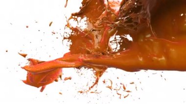 sıvı patlama içine bir sıçrama ve sinek içine kamera. ProRes 422