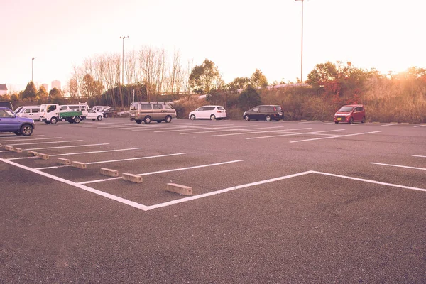 Leerer Parkplatz Auf Öffentlichem Parkplatz Mit Sonnenlicht Morgen Vintage Stil — Stockfoto