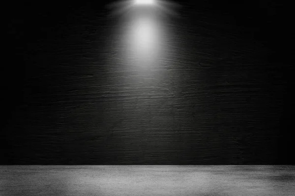 Пустое Пространство Черно Бетонной Стены Студии Прожектор Бетонным Полом Демонстрации — стоковое фото