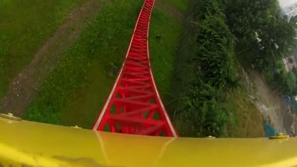 Roller coaster twists and turns — Stock Video