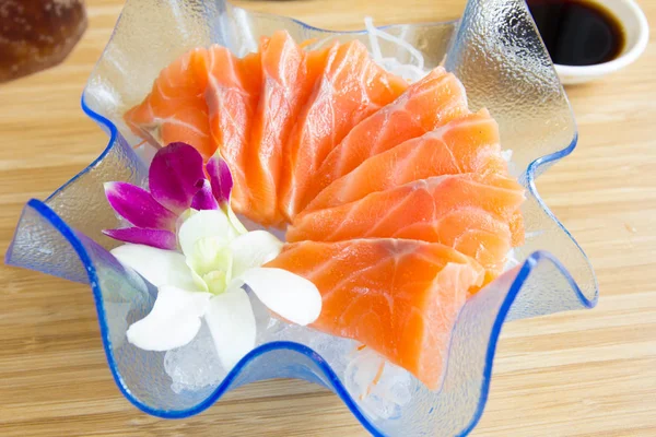 Salmão sashimi cru — Fotografia de Stock