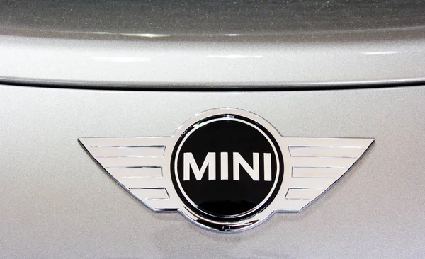 Logo of the brand "MINI" — Stock Photo, Image