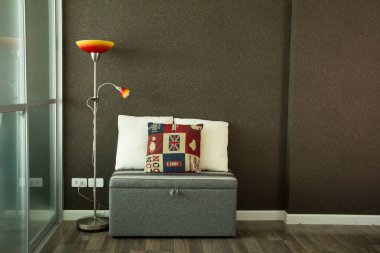 Lamba ile oturma odası 