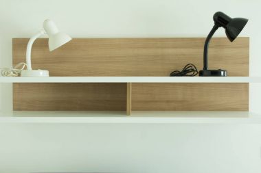 Bir şekilde dekore edilmiş iç lamba 