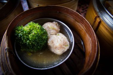 Bambu buharlı Dim sum.