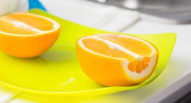 Taze portakal kapatmak