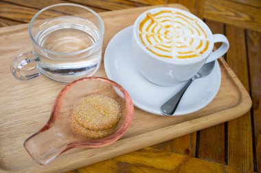 Masada karamel latte sanatı