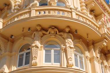 windows klasik tarzı ile bina antik mimari