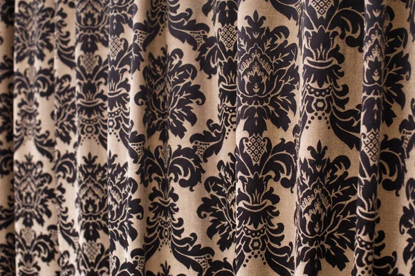 繊維テクスチャ バック グラウンド パターンが付いている茶色カーテン — ストック写真