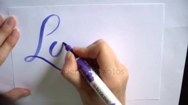 Mavi Kalem fırça hat ve yazı ile kelime aşk hikayesi