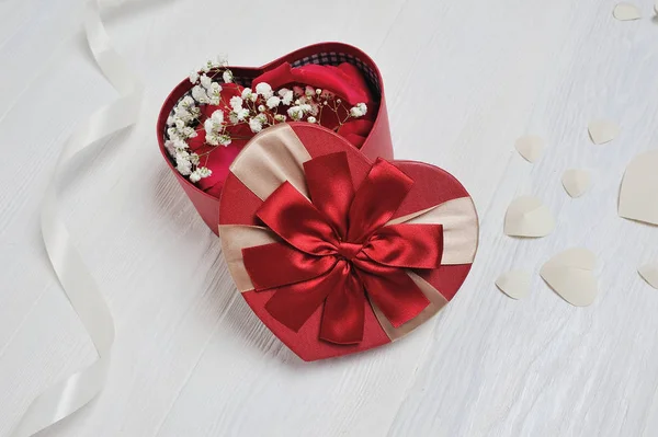 Heart Shaped Red Box for St. Valentines Day in rustic style with place for your text, Flat lay, top view photo mock up — Stock Photo, Image