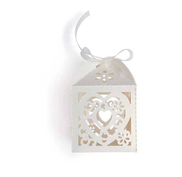 Vintage presentbox med vita band rosett, isolerade urklippsmask på vit bakgrund, ovanifrån illustration för alla hjärtans dag eller bröllop — Stockfoto