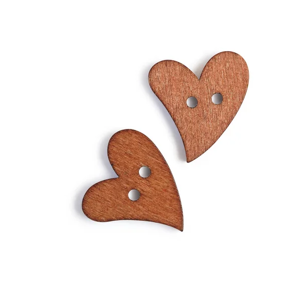 Deux cœurs en bois isolés sur masque de coupe isolé sur fond blanc, illustration vue du dessus pour la Saint-Valentin ou mariage — Photo
