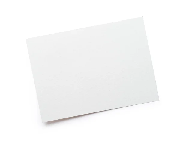 Close up of stack of mockup white papers carta isolado clipping máscara no fundo branco com caminho, vista superior — Fotografia de Stock