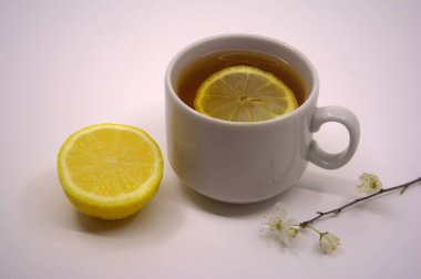 Limonlu çay fincan. Kahvaltı