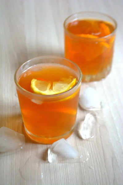 Chá Gelado Com Limão Laranja Bebidas Refrescantes Limonada — Fotografia de Stock