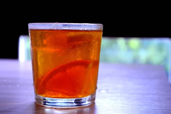 Jeges Tea Citrom Narancs Frissítő Italokat Kínál Limonádé — Stock Fotó