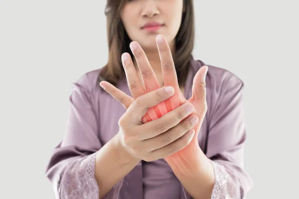 Γυναίκα με πόνος χεριών — Φωτογραφία Αρχείου
