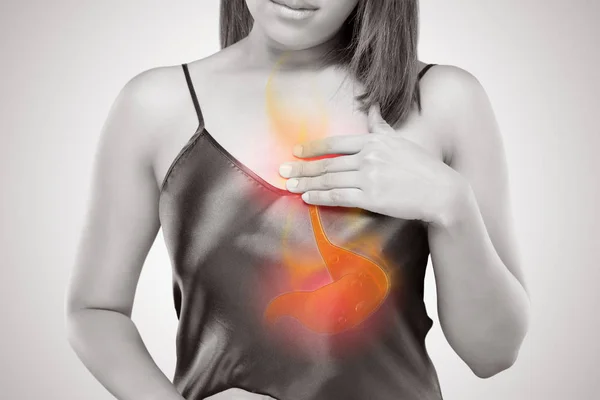 Woman Suffering Acid Reflux Heartburn Gray Background — Stock Photo, Image