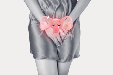 Kötü rahmin karikatür çizimi kadının vücudunda, Mide Ache, beyaz arka planda izole edilmiş, kadın anatomisi konsepti