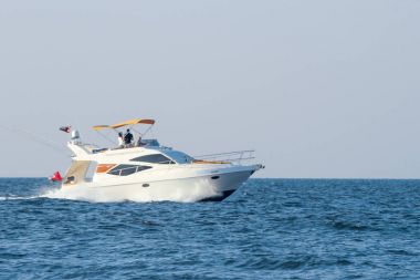 Küçük gemi - cruise A ticari bir deniz eğlence gemisinde 