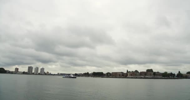 Canal River Pohled Rotterdam Nizozemsko Iconic Bridge Úžasné Scény Lodě — Stock video