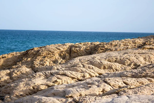 Plaża Oman Morzem Niesamowitymi Skałami Plaża Sur Fence — Zdjęcie stockowe