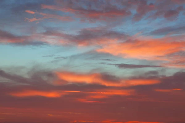Красиві ранкове небо — стокове фото