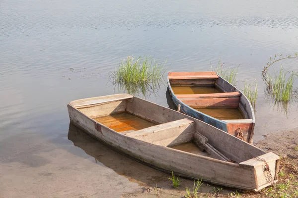 Два рибальські човни — стокове фото
