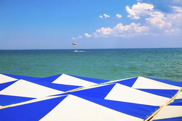 Panorama Del Mar Con Agua Azul — Foto de Stock