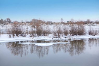 akan su ile kış pastoral sahne