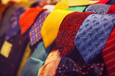 Vitrinde lüks bağları