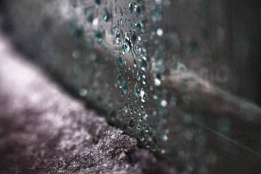 su ve kar arka camına