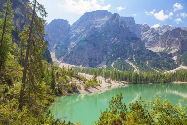 Paisaje Verano Con Lago Montañas — Foto de Stock