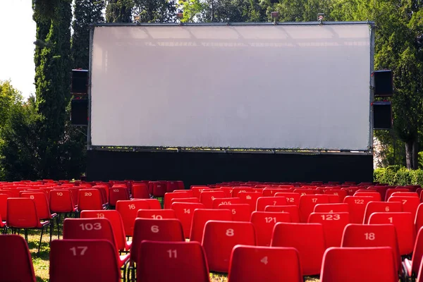 Asientos Rojos Cine Público Aire Libre — Foto de Stock