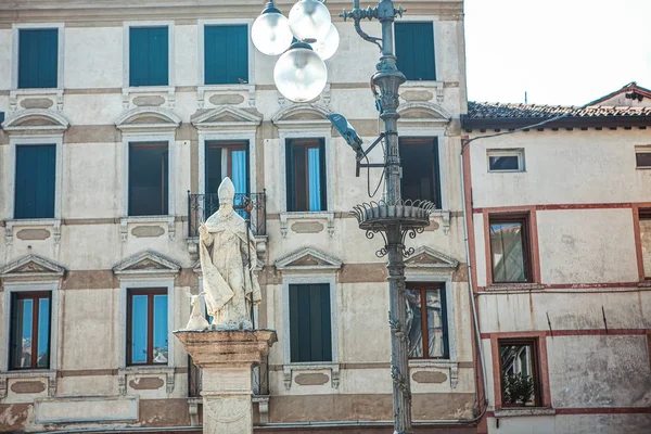 Statue Divo Bassano Protectori Piazza Liberta Bassano Del Grappa Province — стокове фото