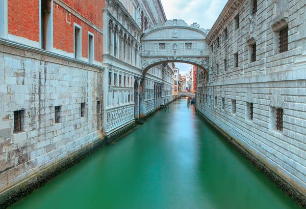 Arquitetura Típica Vista Canal Água Veneza — Fotografia de Stock