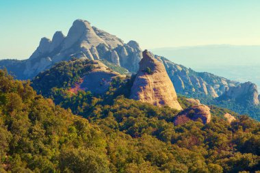 Montserrat dağları Alacakaranlık manzarası