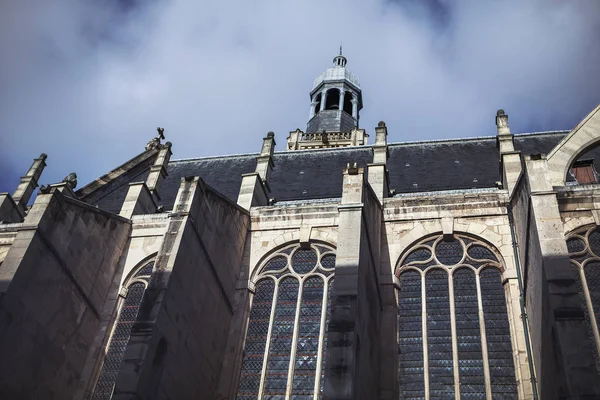 Zijaanzicht Van Kerk Met Renaissance Gotische Design — Stockfoto