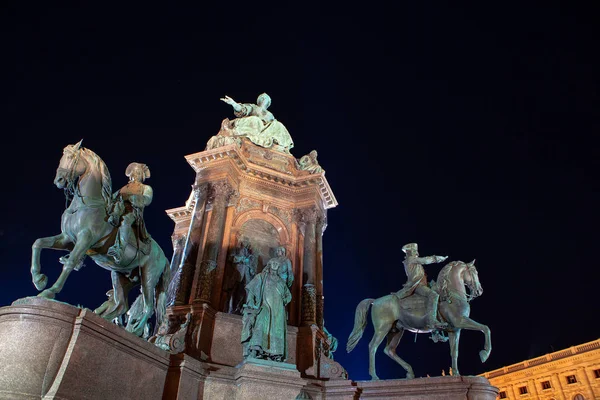 Scena Nocna Pomnikiem Marii Teresy Wiedniu — Zdjęcie stockowe