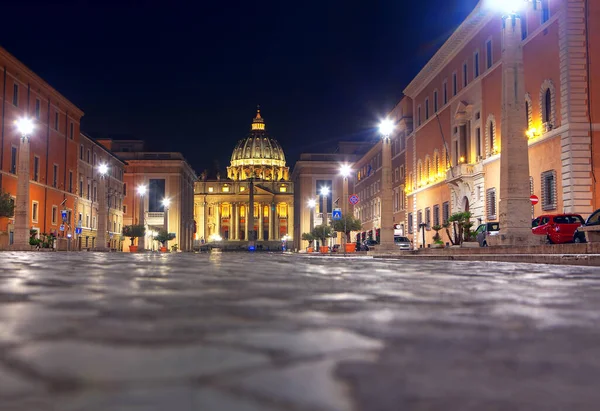 Vatikanen Basilica San Pietro Natten — Stockfoto